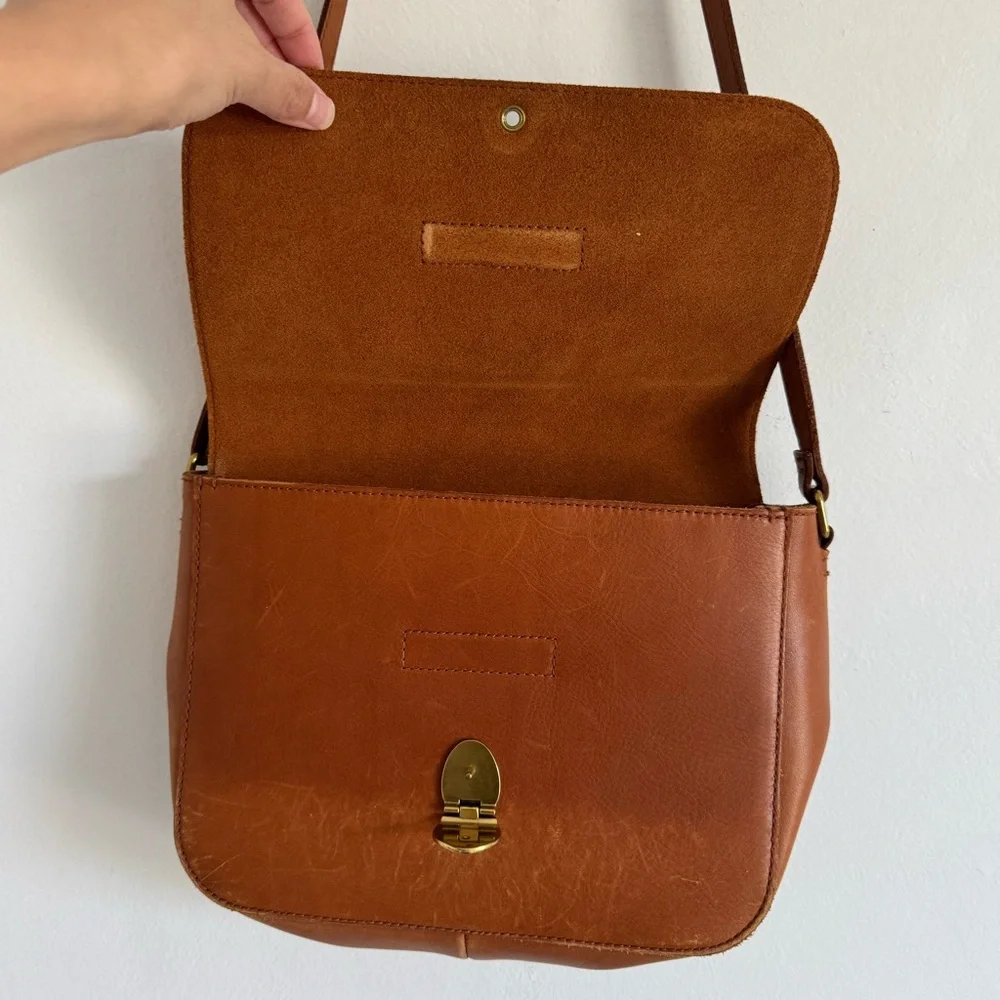 Madewell The Abroad Shoulder Bag - Picture 3 of 8